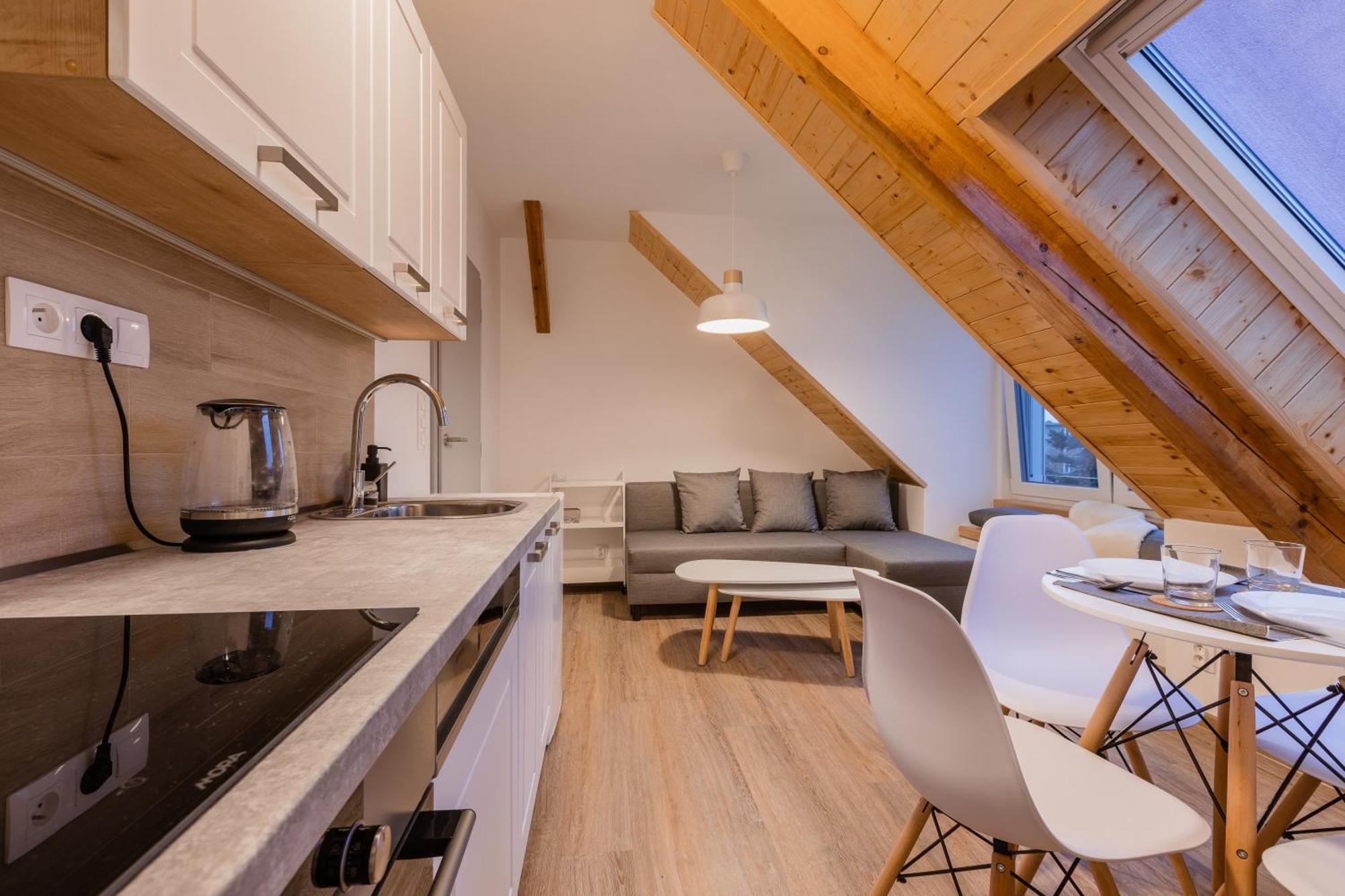 Romanticky Loft Parking U Hlavniho Nadrazi Olomouc Exterior photo
